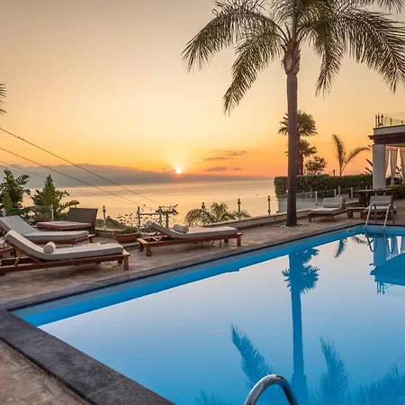 Villa Luxury Taorum With Spectacular Sea Views In