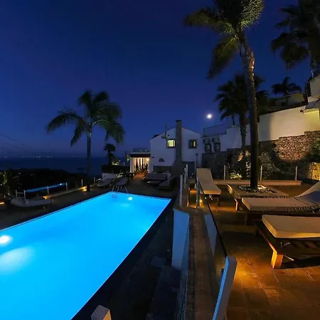 Luxury Taorum With Spectacular Sea Views In Villa