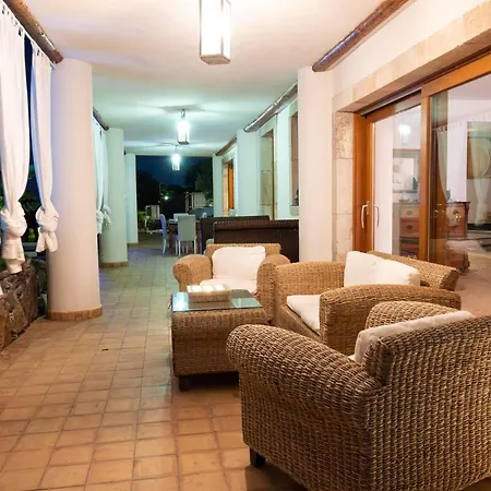 Villa Luxury Taorum With Spectacular Sea Views In
