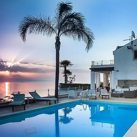 Luxury Taorum With Spectacular Sea Views In * Taormina