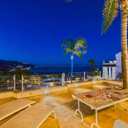 Luxury Taorum With Spectacular Sea Views In Villa *